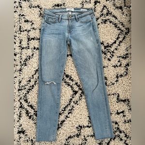 FRAME Le Skinny de Jeanne